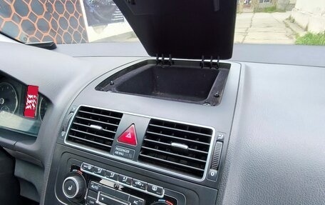 Volkswagen Touran III, 2012 год, 1 199 000 рублей, 26 фотография