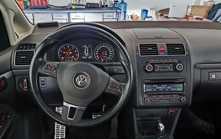 Volkswagen Touran III, 2012 год, 1 199 000 рублей, 40 фотография