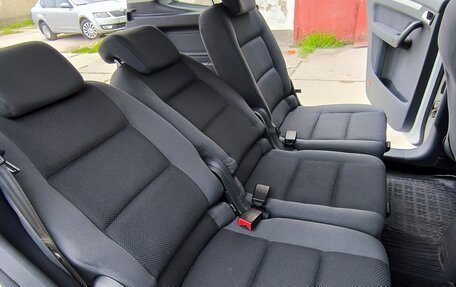 Volkswagen Touran III, 2012 год, 1 199 000 рублей, 36 фотография
