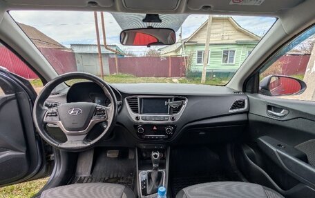 Hyundai Solaris II рестайлинг, 2018 год, 1 350 000 рублей, 15 фотография
