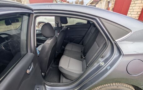 Hyundai Solaris II рестайлинг, 2018 год, 1 350 000 рублей, 16 фотография
