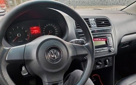 Volkswagen Polo VI (EU Market), 2012 год, 600 000 рублей, 10 фотография