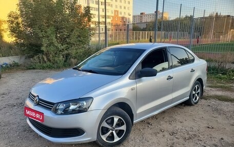 Volkswagen Polo VI (EU Market), 2012 год, 600 000 рублей, 2 фотография
