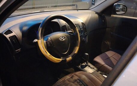 Hyundai i30 I, 2010 год, 650 000 рублей, 6 фотография