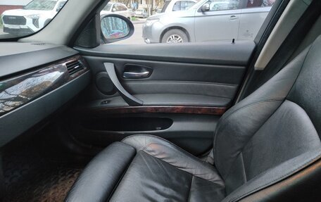 BMW 3 серия, 2005 год, 1 500 000 рублей, 11 фотография