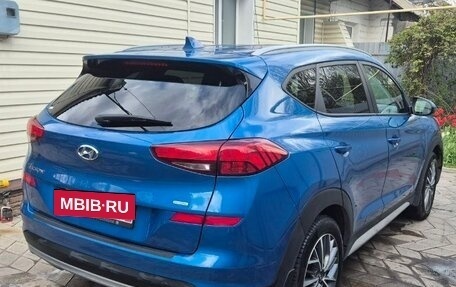 Hyundai Tucson III, 2019 год, 2 300 000 рублей, 2 фотография