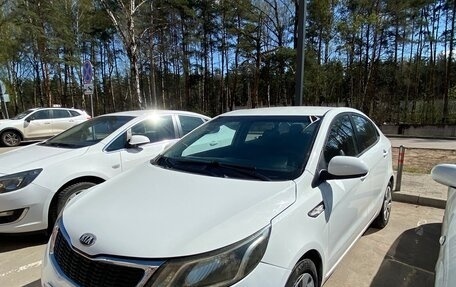 KIA Rio III рестайлинг, 2014 год, 670 000 рублей, 2 фотография