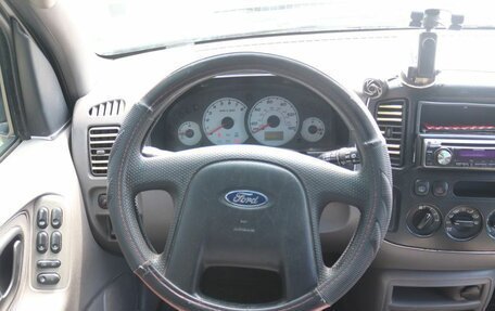 Ford Escape II, 2001 год, 391 000 рублей, 15 фотография