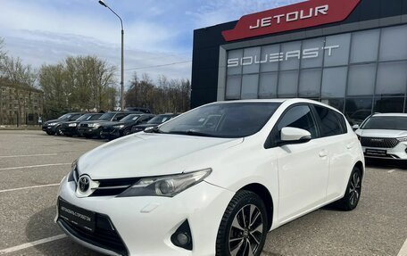 Toyota Auris II, 2013 год, 1 195 000 рублей, 2 фотография
