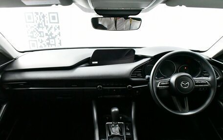 Mazda 3, 2021 год, 1 637 000 рублей, 12 фотография