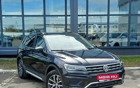 Volkswagen Tiguan II, 2020 год, 3 039 000 рублей, 3 фотография