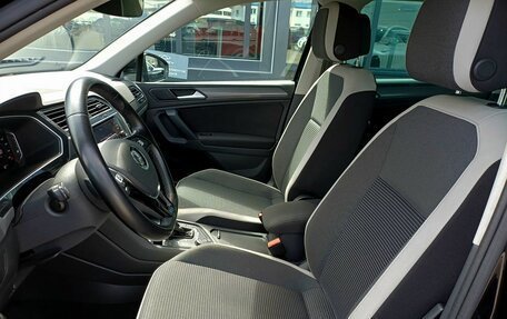 Volkswagen Tiguan II, 2020 год, 3 039 000 рублей, 23 фотография