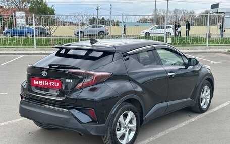 Toyota C-HR I рестайлинг, 2017 год, 2 320 000 рублей, 6 фотография