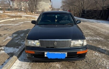 Toyota Crown, 1993 год, 250 000 рублей, 1 фотография