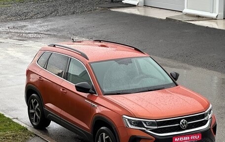 Volkswagen Taos, 2021 год, 2 717 000 рублей, 1 фотография