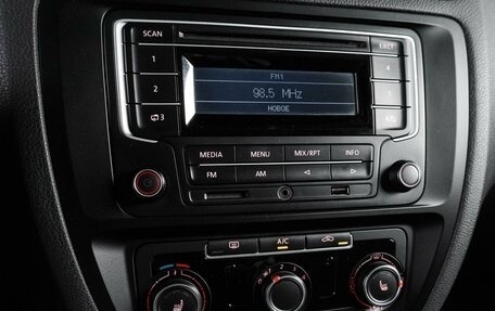 Volkswagen Jetta VI, 2015 год, 1 399 000 рублей, 14 фотография