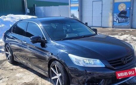 Honda Accord IX рестайлинг, 2013 год, 1 850 000 рублей, 4 фотография