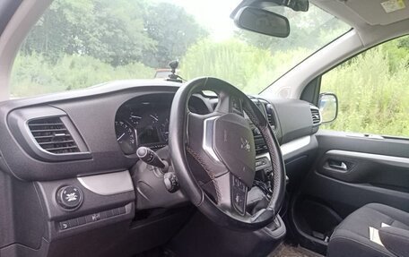Peugeot Traveller I, 2021 год, 3 900 000 рублей, 6 фотография