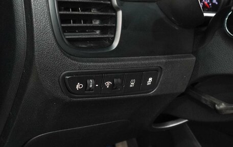 KIA Rio IV, 2018 год, 1 309 000 рублей, 15 фотография