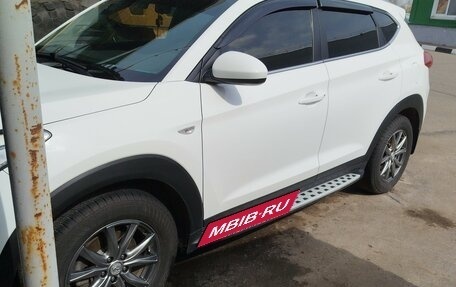 Hyundai Tucson III, 2018 год, 2 000 000 рублей, 2 фотография