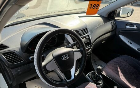 Hyundai Solaris II рестайлинг, 2012 год, 709 000 рублей, 11 фотография