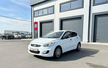 Hyundai Solaris II рестайлинг, 2012 год, 709 000 рублей, 2 фотография