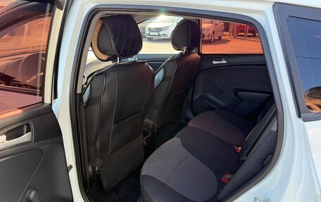 Hyundai Solaris II рестайлинг, 2012 год, 709 000 рублей, 17 фотография