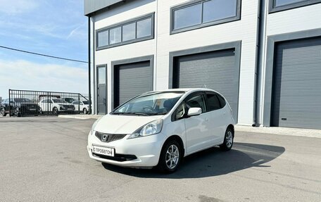 Honda Fit III, 2010 год, 839 000 рублей, 2 фотография