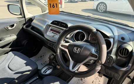 Honda Fit III, 2010 год, 839 000 рублей, 11 фотография