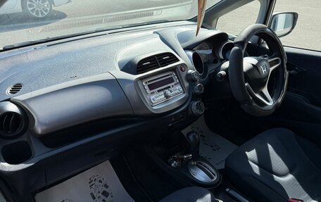 Honda Fit III, 2010 год, 839 000 рублей, 13 фотография