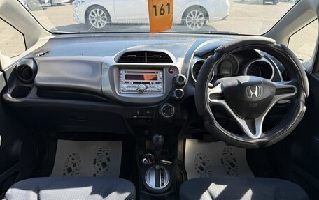 Honda Fit III, 2010 год, 839 000 рублей, 16 фотография