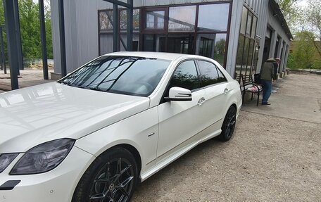 Mercedes-Benz E-Класс, 2012 год, 1 450 000 рублей, 4 фотография