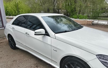 Mercedes-Benz E-Класс, 2012 год, 1 450 000 рублей, 3 фотография