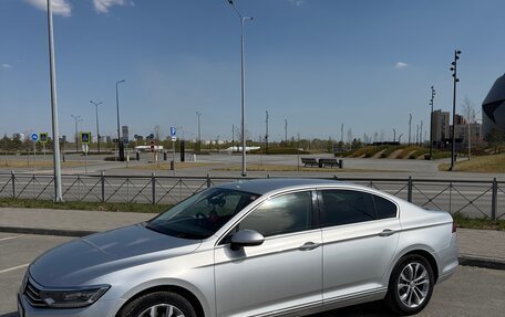 Volkswagen Passat B8 рестайлинг, 2015 год, 1 840 000 рублей, 6 фотография