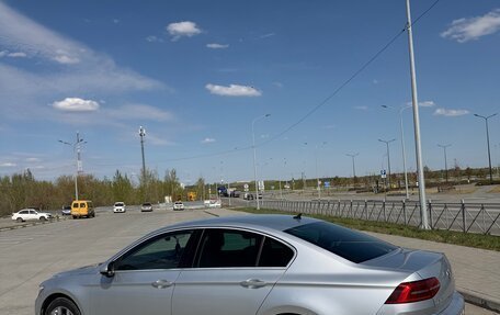 Volkswagen Passat B8 рестайлинг, 2015 год, 1 840 000 рублей, 4 фотография