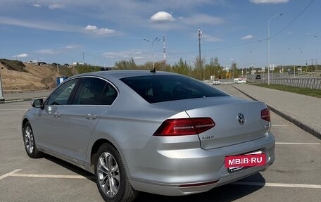 Volkswagen Passat B8 рестайлинг, 2015 год, 1 840 000 рублей, 3 фотография