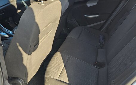 Opel Astra J, 2011 год, 825 000 рублей, 10 фотография