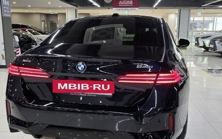 BMW 5 серия, 2025 год, 7 260 999 рублей, 5 фотография