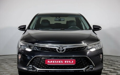 Toyota Camry, 2017 год, 2 299 000 рублей, 2 фотография