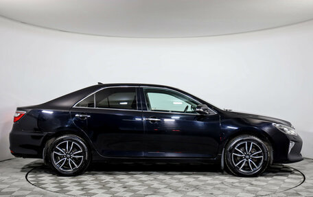 Toyota Camry, 2017 год, 2 299 000 рублей, 4 фотография