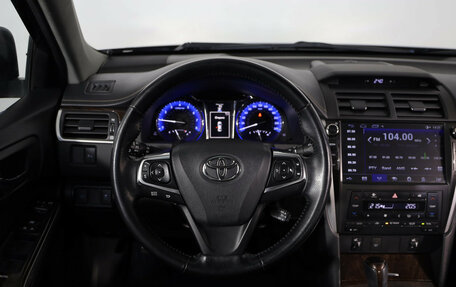 Toyota Camry, 2017 год, 2 299 000 рублей, 10 фотография