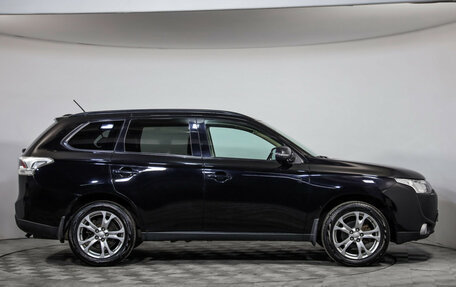 Mitsubishi Outlander III рестайлинг 3, 2012 год, 1 149 000 рублей, 4 фотография