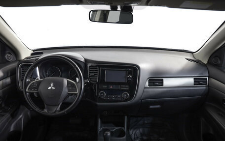 Mitsubishi Outlander III рестайлинг 3, 2012 год, 1 149 000 рублей, 9 фотография