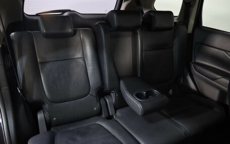 Mitsubishi Outlander III рестайлинг 3, 2012 год, 1 149 000 рублей, 23 фотография
