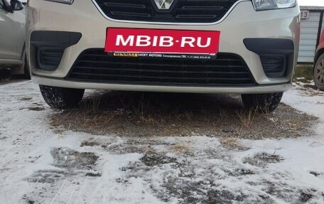 Renault Logan II, 2019 год, 980 000 рублей, 1 фотография