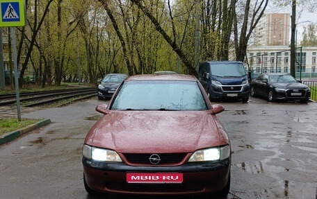 Opel Vectra B рестайлинг, 1996 год, 170 000 рублей, 1 фотография