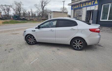 KIA Rio III рестайлинг, 2013 год, 850 000 рублей, 4 фотография