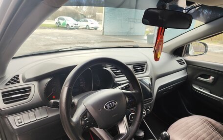 KIA Rio III рестайлинг, 2013 год, 850 000 рублей, 9 фотография