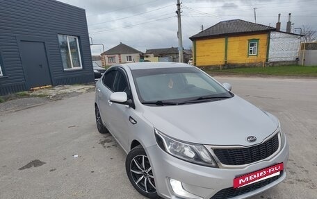 KIA Rio III рестайлинг, 2013 год, 850 000 рублей, 3 фотография