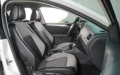 Volkswagen Jetta VI, 2012 год, 1 099 000 рублей, 8 фотография